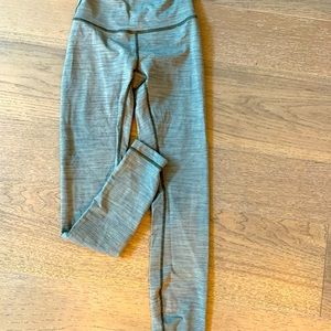 LULULEMON-Size 2